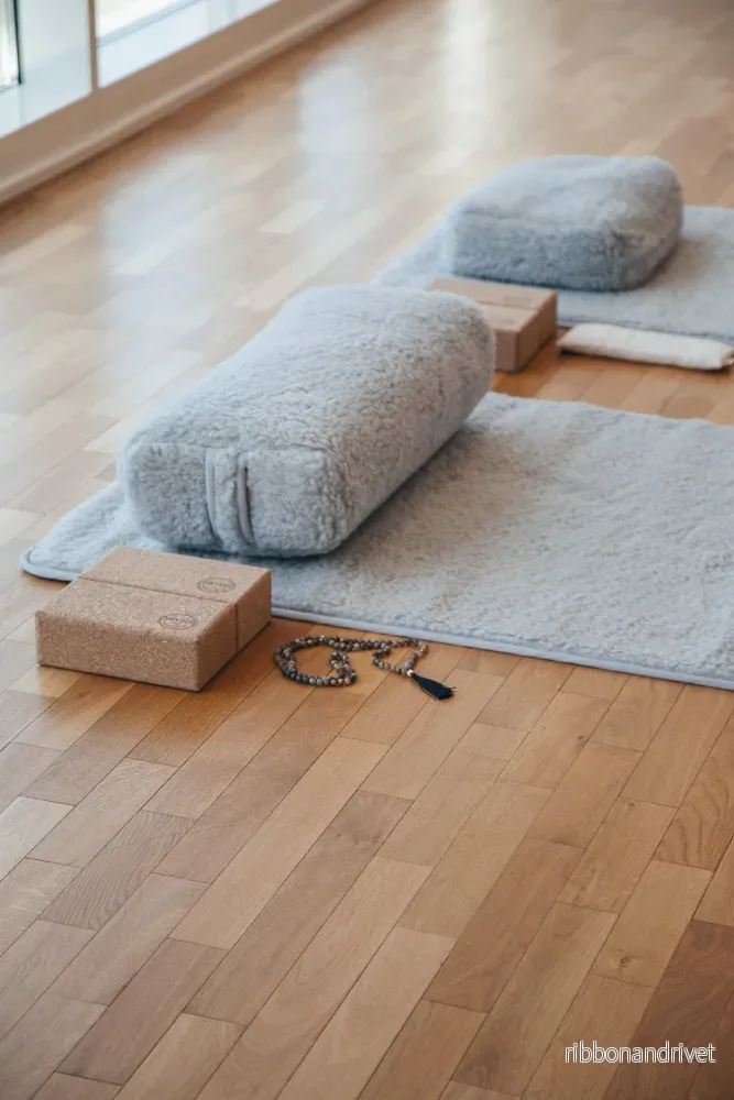 Release Wool Rectangular Bolster - Light Grey - Bild 3