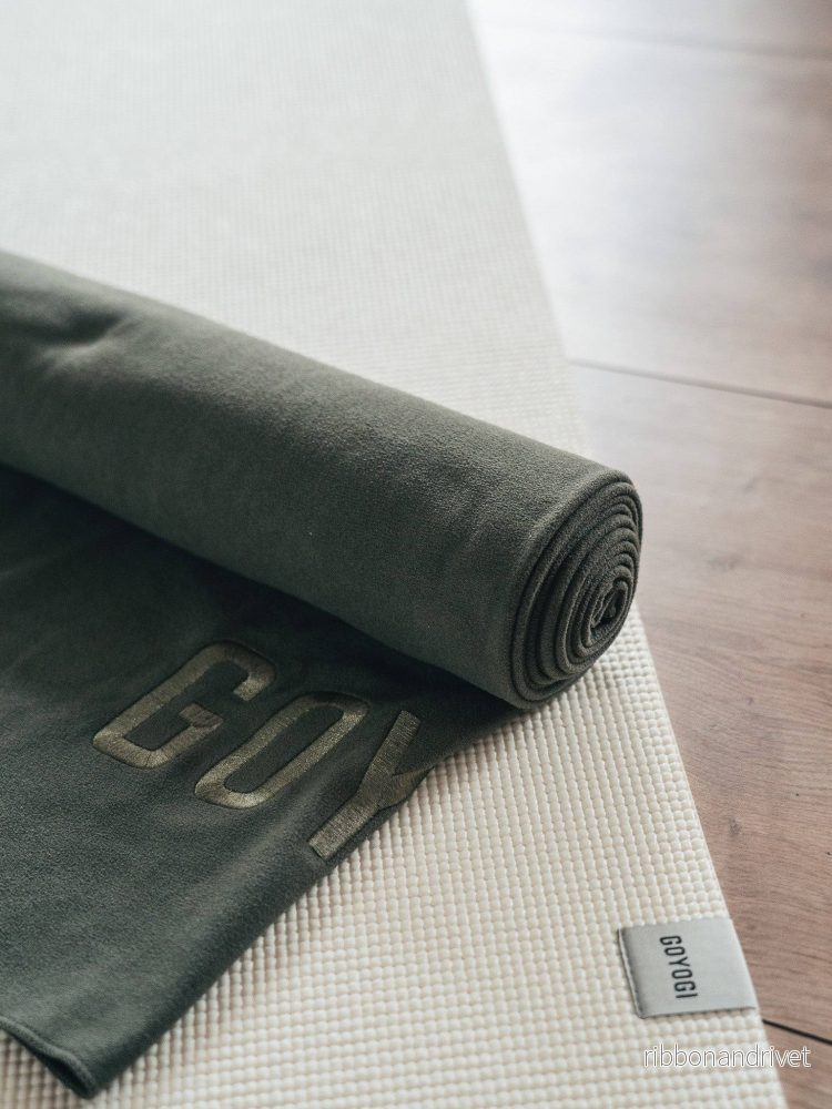 Infinity Yoga Towel Infinity Yoga Towel