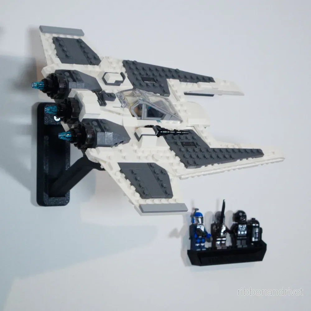 Väggfäste för Tie Interceptor och Fang Fighter - Bild 2