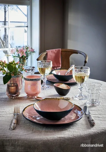 Pink Pleasure middagstallrik 4st Pink Pleasure middagstallrik 4st