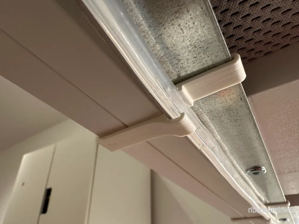 Hue Lystrip Clips för IKEA SMÅSTAD säng - skonsam installation - Bild 2