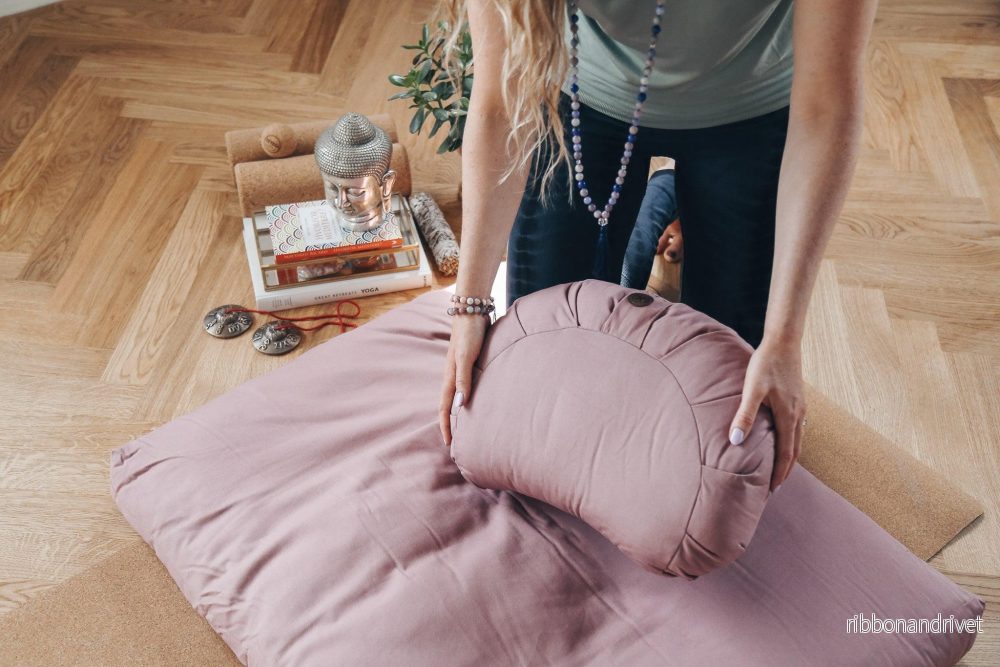 Calm Crescent Meditation Cushion - Rose - Bild 2