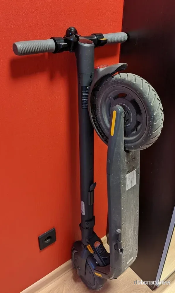 Väggfäste för Ninebot e25 Väggfäste för Ninebot e25