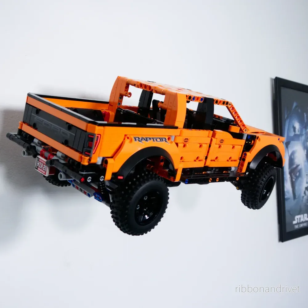 Väggfäste för Technic Ford Raptor 42126 - Bild 3