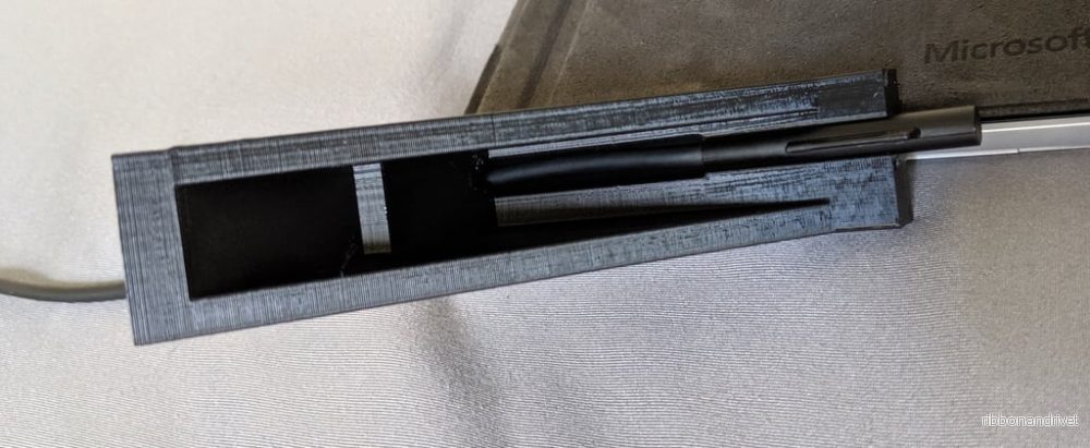 Väggmonterad laddningsdocka för Microsoft Surface Pro 5 - Bild 3