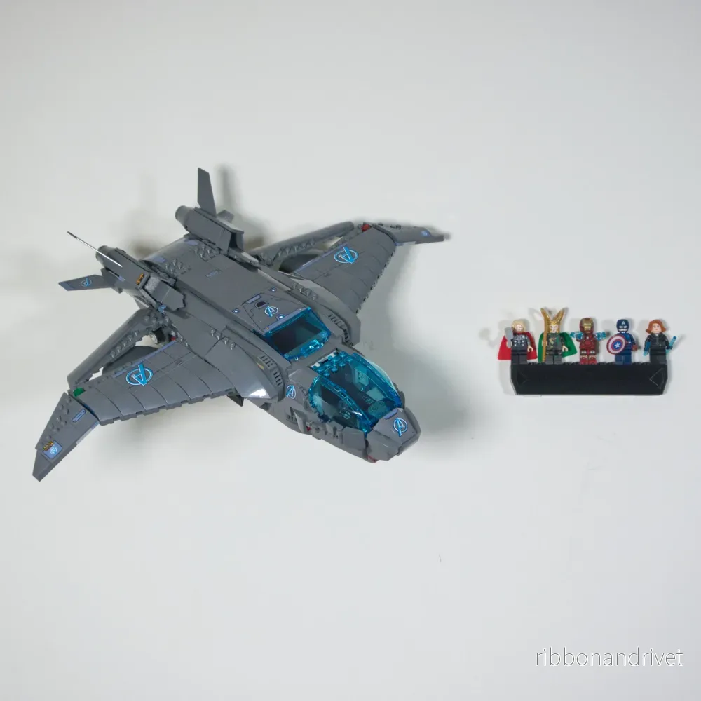 Justerbart väggfäste för Avengers Quinjet 76248 - Bild 2