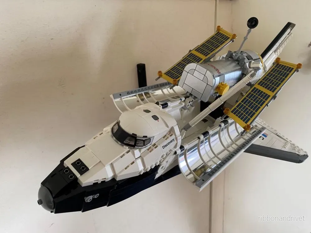 Väggfäste för LEGO Shuttle Discovery 10283 Väggfäste för LEGO Shuttle Discovery 10283