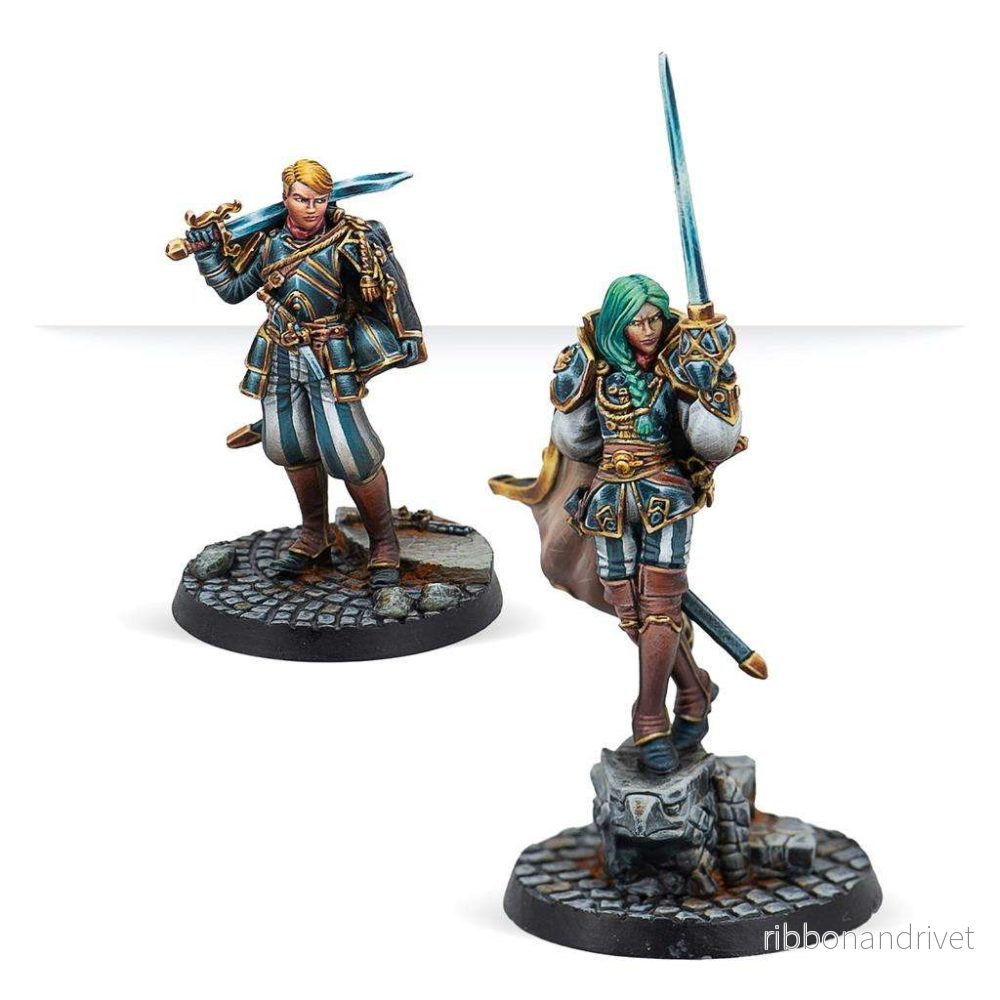 Warcrow: Black Legion Officers – Nadezhda Lazard och Corporal Warcrow: Black Legion Officers – Nadezhda Lazard och Corporal