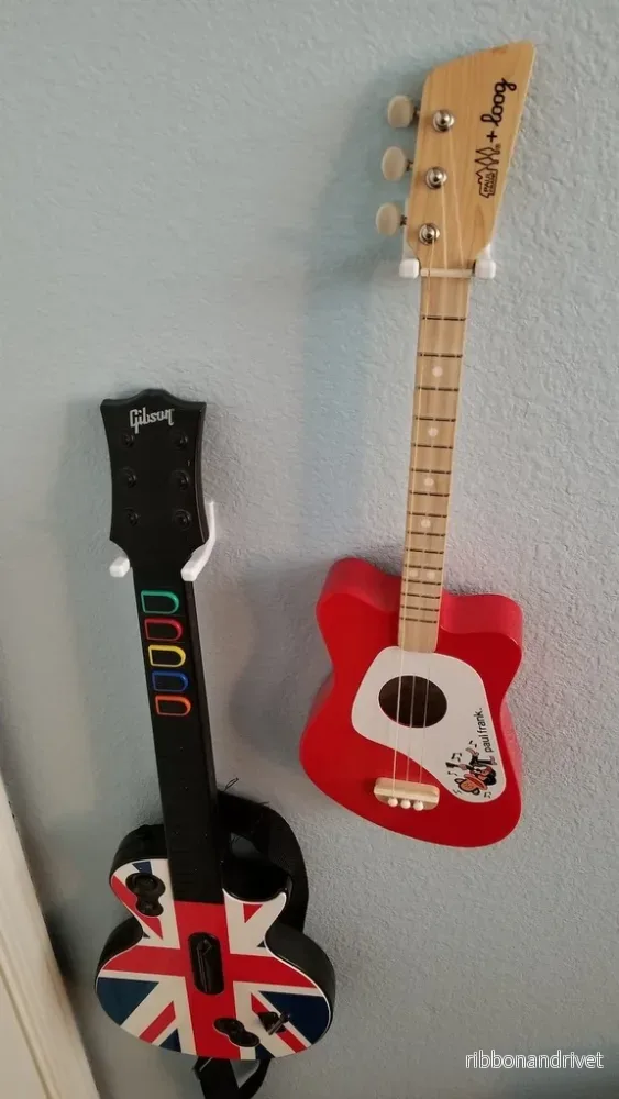 Väggfäste för Loog Mini akustisk gitarr