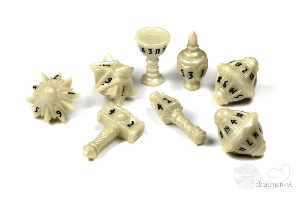 PolyHero Cleric 8 Tärningsset Celestial Ivory PolyHero Cleric 8 Tärningsset Celestial Ivory