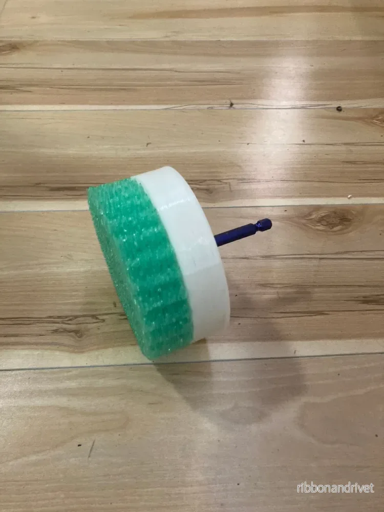 Drill Daddy – Effektiv Scrub Daddy-hållare för borrmaskin - Bild 2