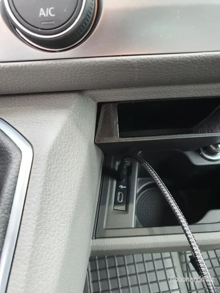 Mobilhållare för VW T6.1 California & Multivan - Bild 3