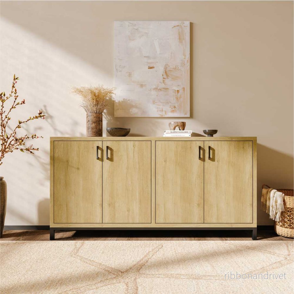 YELENARO Skänk 160 cm – Naturträ med metallhandtag, 4 dörrar YELENARO Skänk 160 cm – Naturträ med metallhandtag, 4 dörrar