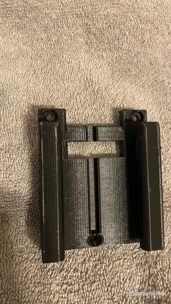 B+D 18V batterihållare/väggmontering - Bild 2