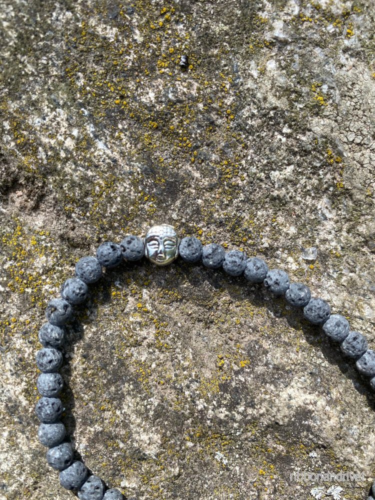 Lavasten grå Armband 5 mm med Buddhapärla - Bild 2