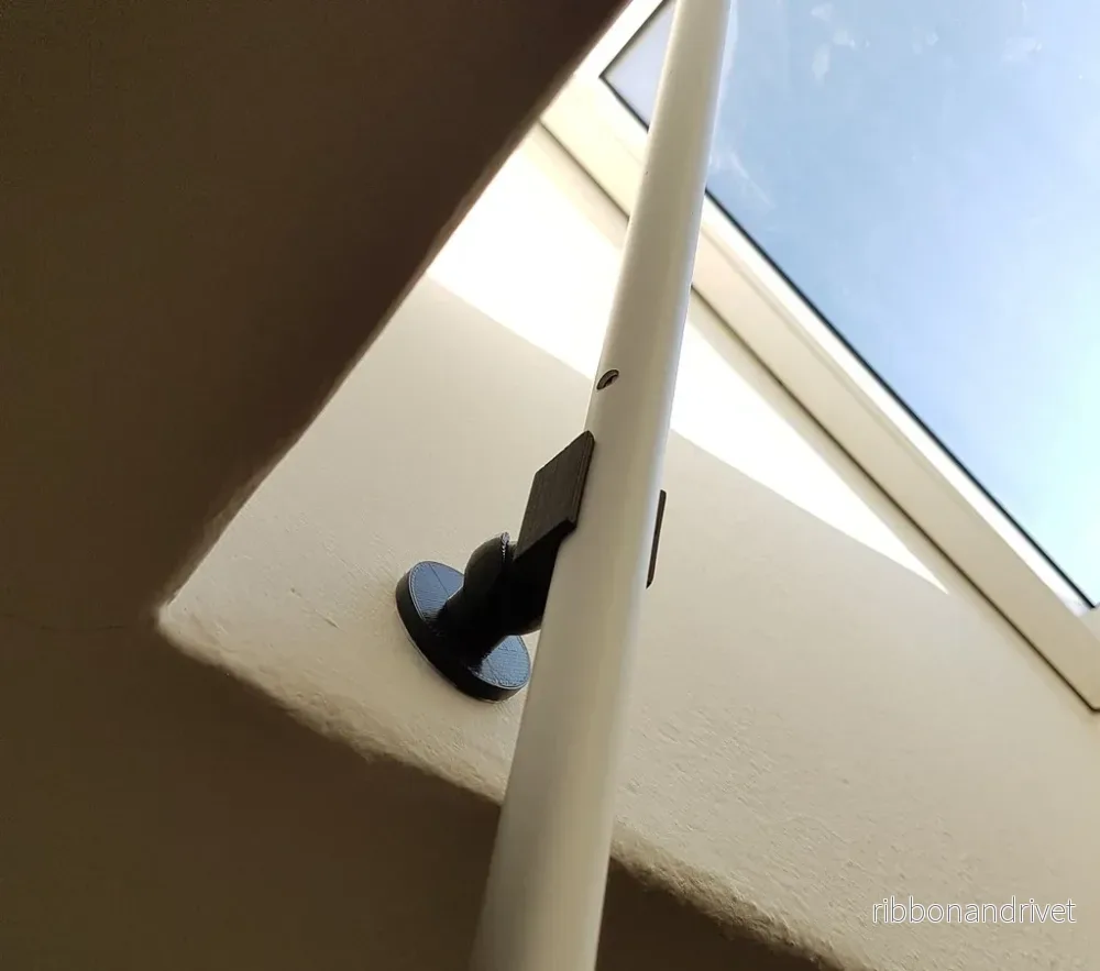 Teleskopstångshållare för fönster för Velux med kulled Teleskopstångshållare för fönster för Velux med kulled