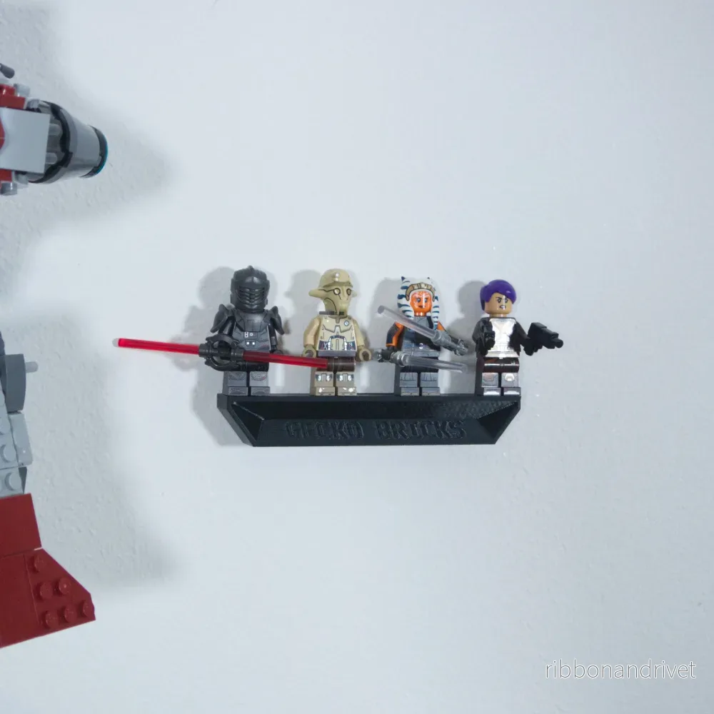 Justerbart väggfäste för T-6 Jedi Shuttle - Bild 3
