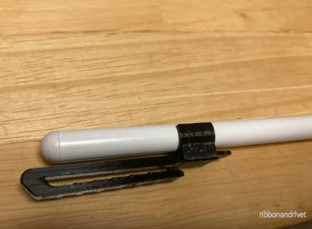 Lång klämmhållare för Apple Pencil (2:a generationen) och liknande styluspennor - Bild 3