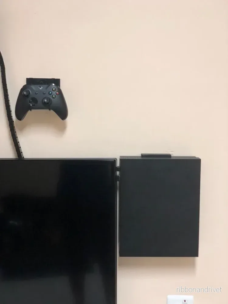 Väggfäste för Xbox One X Väggfäste för Xbox One X