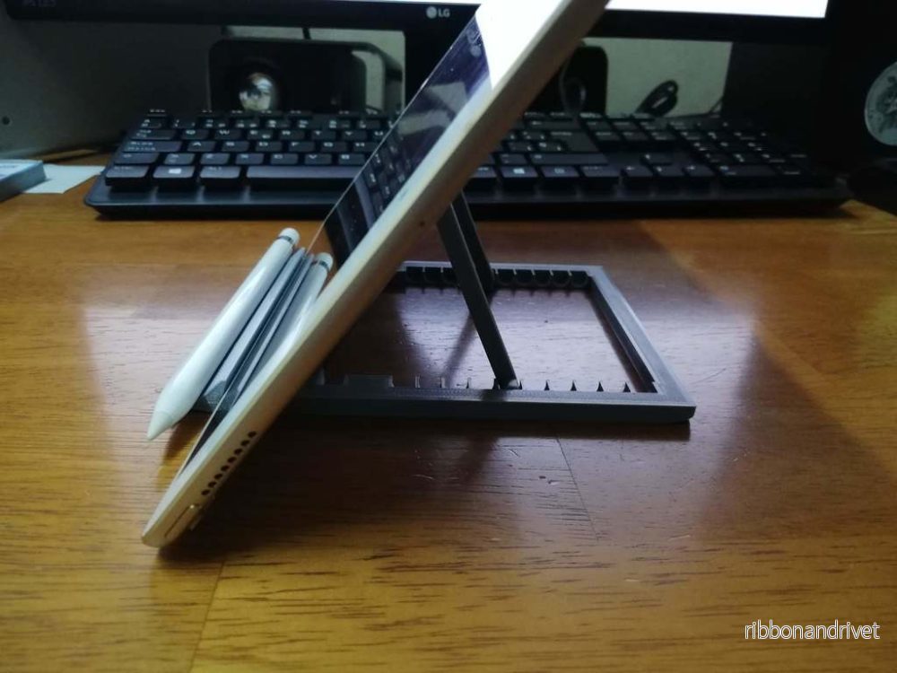 Justerbart iPad Pro-stativ med integrerad Apple Pen-hållare - Bild 3
