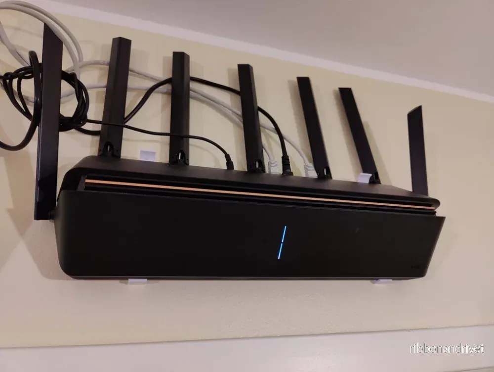Väggfäste för Xiaomi AX3600 och AX6000 router