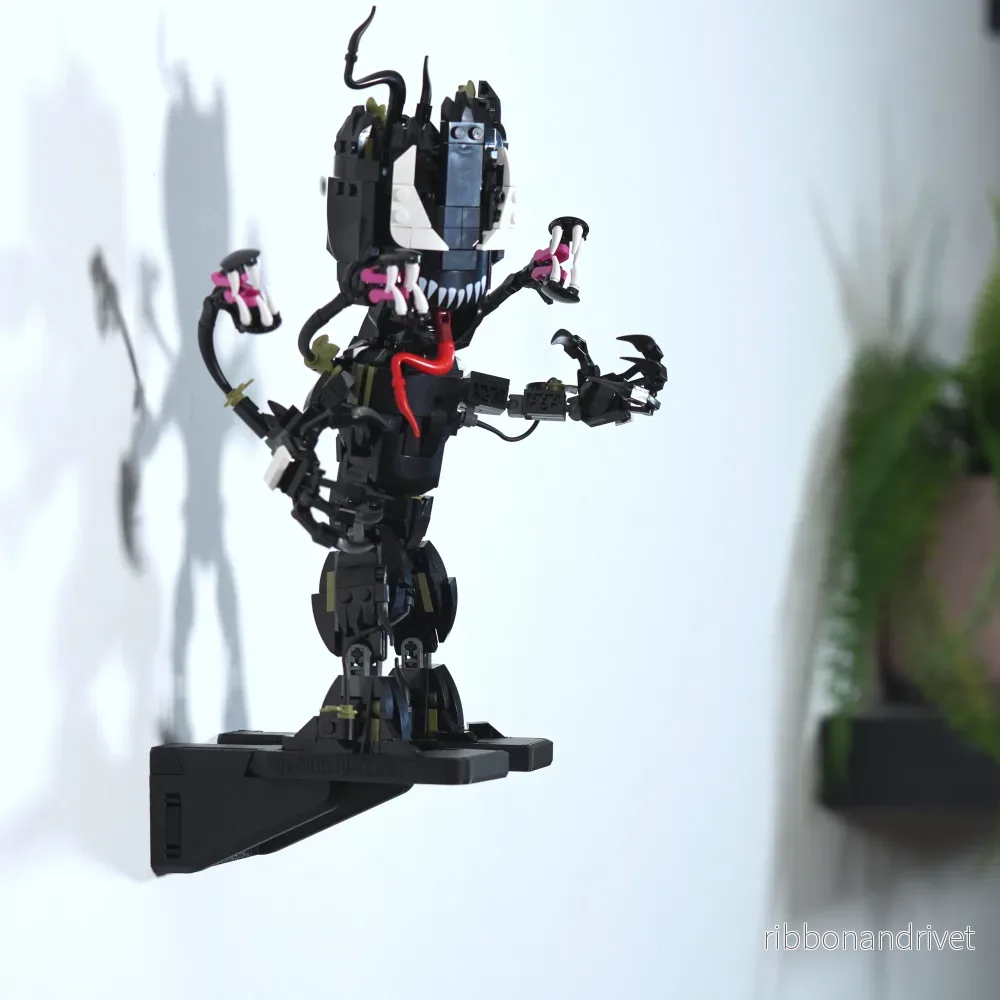 Väggfäste för Marvel Venomised Groot 76249 - Bild 2