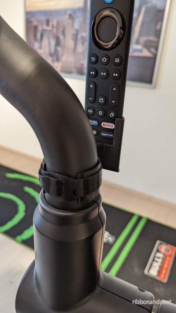 Fire TV Stick fjärrkontrollhållare för motionscykel med säker rem Fire TV Stick fjärrkontrollhållare för motionscykel med säker rem