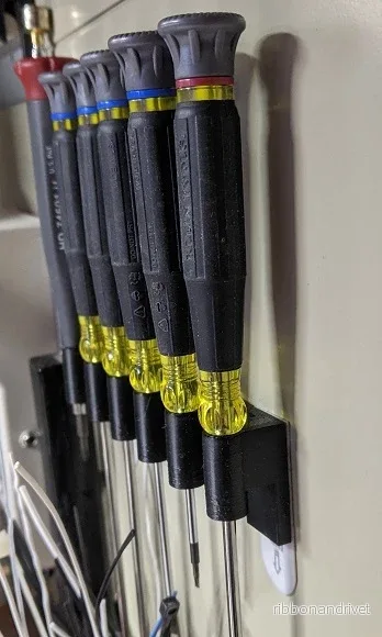 Klein 85614 Skruvmejselhållare för 5-delars set - Väggmonterad - Bild 2
