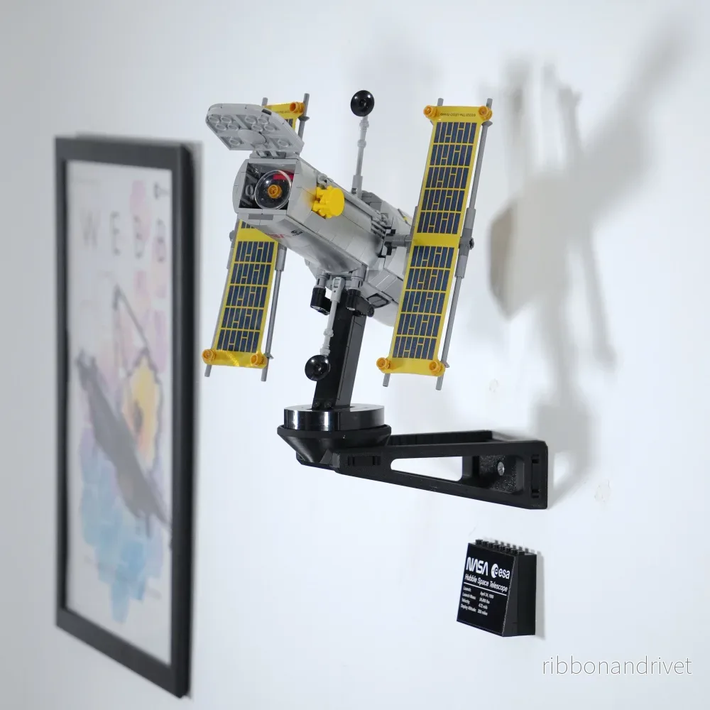 Väggfäste för Lego Hubble-rymdteleskop 10283