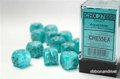 Chessex 16mm d6 med pips Tärningsblock (12 Tärningar) – Cirrus Aqua med silver Chessex 16mm d6 med pips Tärningsblock (12 Tärningar) – Cirrus Aqua med silver