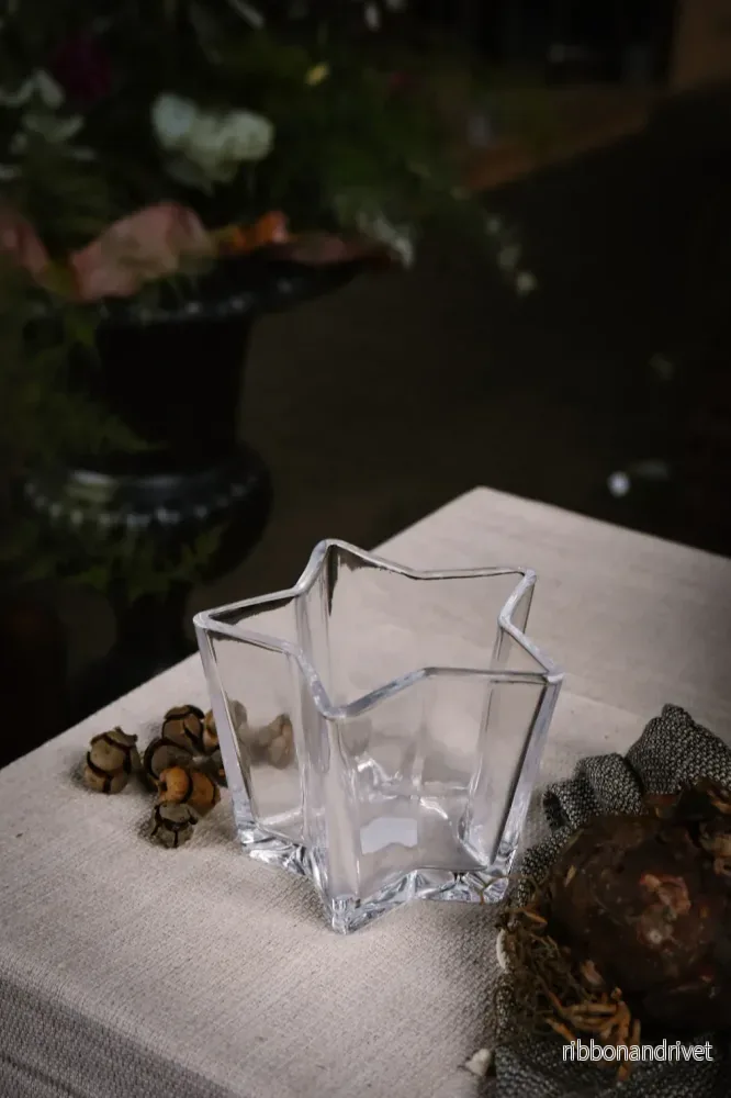 Kruka, glas, stjärnform Kruka, glas, stjärnform