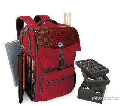 ENHANCE Collector’s Edition DnD Ryggsäck – DM-väska, rymmer 6-8 böcker (Dragon Red) ENHANCE Collector’s Edition DnD Ryggsäck – DM-väska, rymmer 6-8 böcker (Dragon Red)