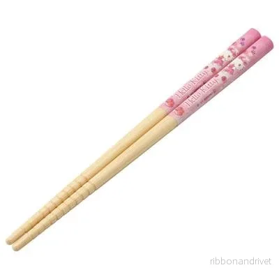 Hello Kitty Trä 16,5 cm ätpinnar – Söt rosa Hello Kitty Trä 16,5 cm ätpinnar – Söt rosa