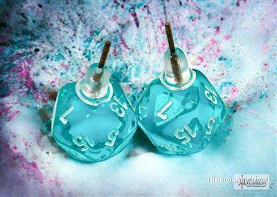 Chessex Stud Örhängen Translucent Teal Mini-Poly d20 Par