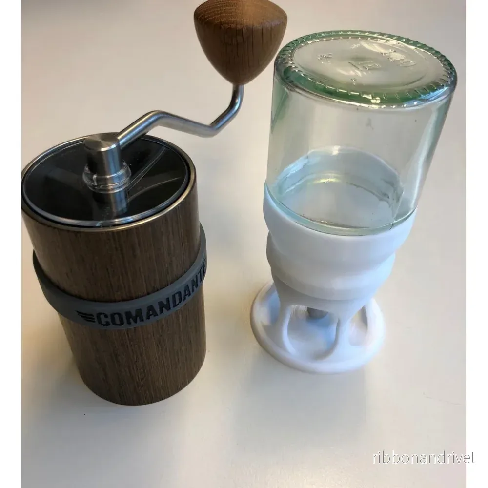 Påfyllningsstation för 1-kopps Bialetti mokkakanna - Bild 3