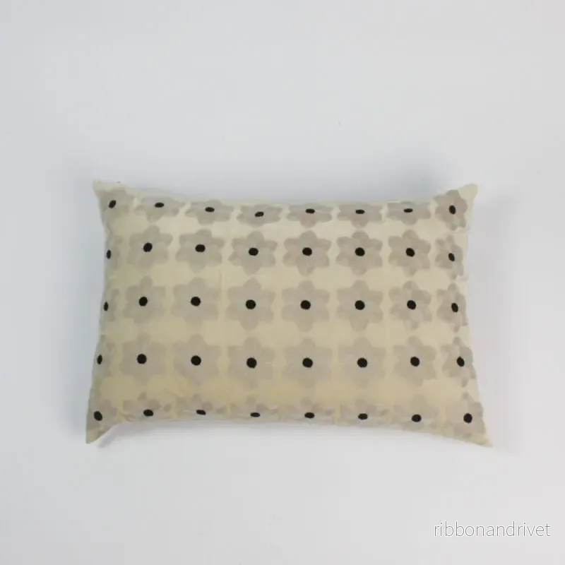 KUDDFODRAL Blomma Offwhite 40×60