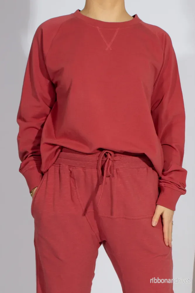 Asha Sweatshirt – Surya Red Asha Sweatshirt – Surya Red