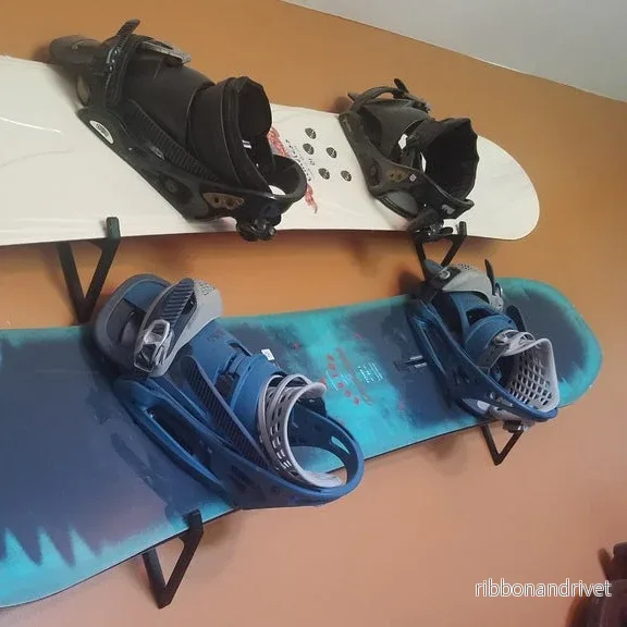 Väggfäste för Snowboard Väggfäste för Snowboard