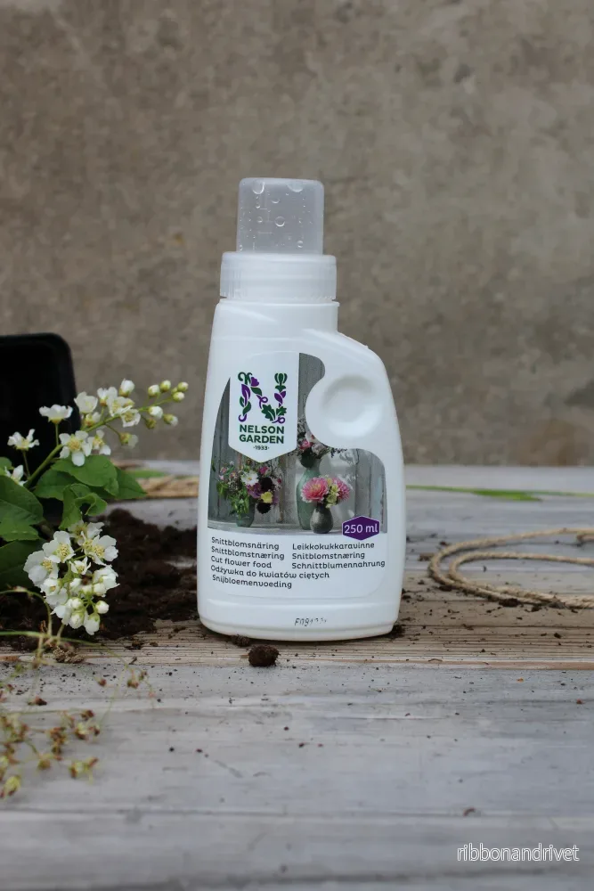 Snittblomsnäring 250ml Snittblomsnäring 250ml