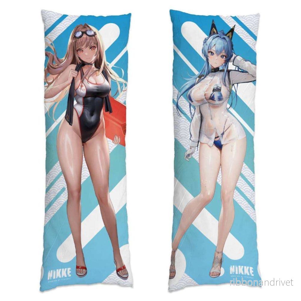 NIKKE: Segerens Gudinna – Rapi & Hjälm – Dakimakura / Lång Kuddöverdrag – 150x50cm NIKKE: Segerens Gudinna – Rapi & Hjälm – Dakimakura / Lång Kuddöverdrag – 150x50cm