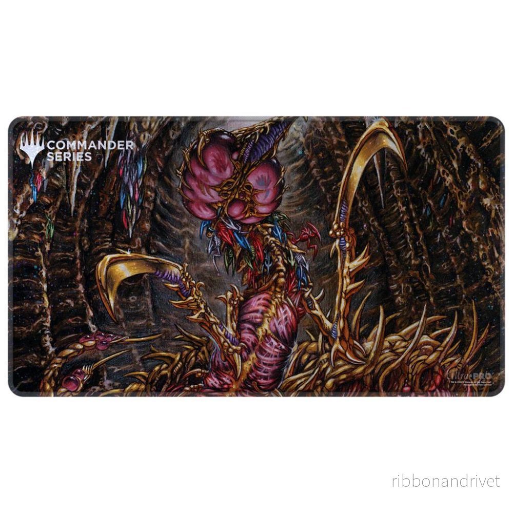 UP – Commander Series – Release 6 – Fan Vote 1 – Q1 2025 Holofoil Playmat Sliver Queen för MTG UP – Commander Series – Release 6 – Fan Vote 1 – Q1 2025 Holofoil Playmat Sliver Queen för MTG