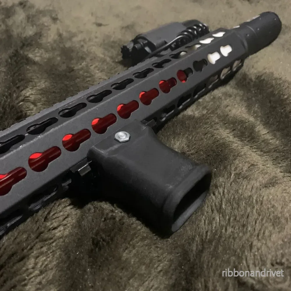 Ergonomiskt framgrepp till Picatinny airsoft-gevär