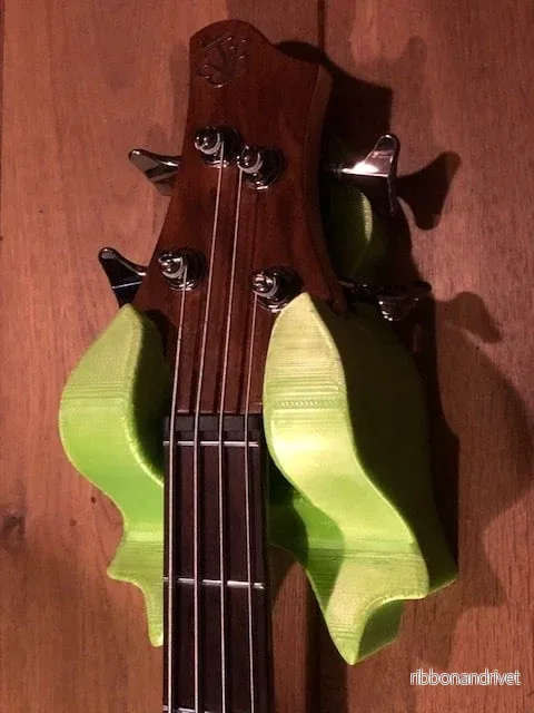 Ibanez Väggfäste för basgitarr - Säker väggmontering - Bild 3