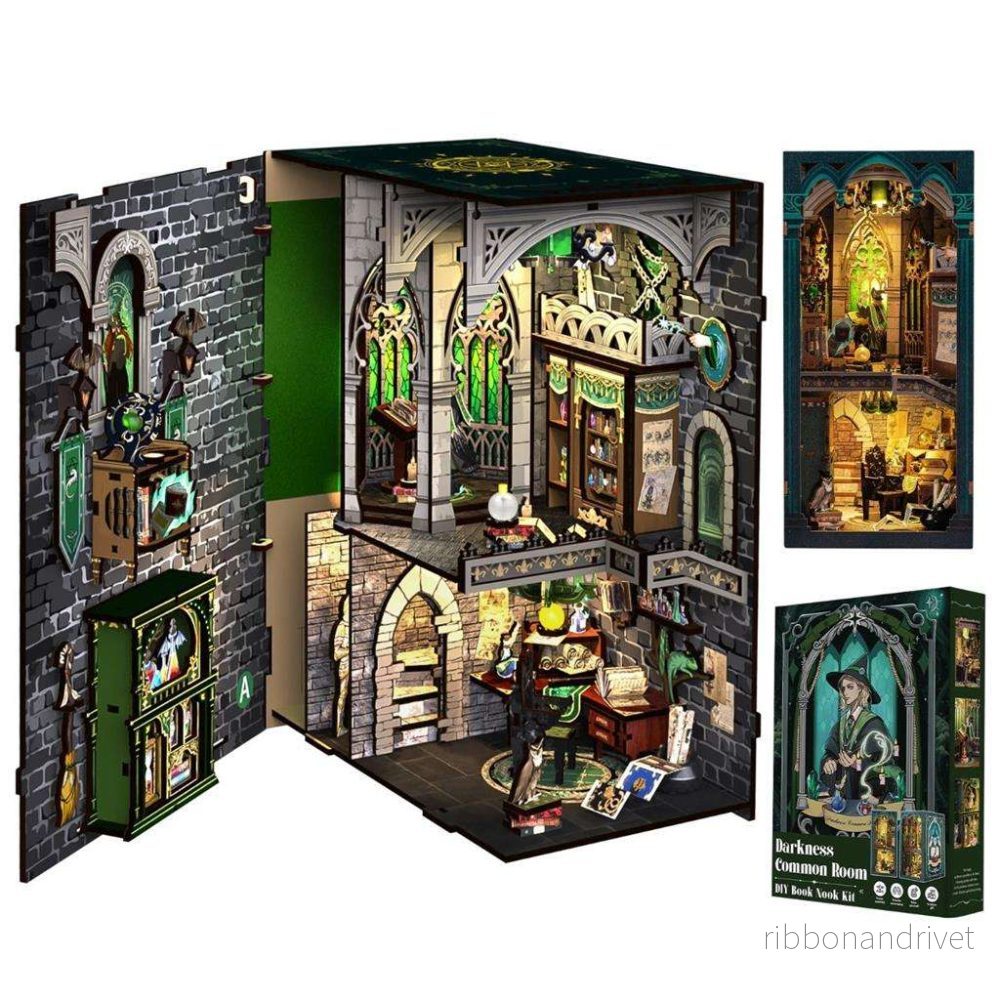 CuteBee Book Nook – Darkness Common Room CuteBee Book Nook – Darkness Common Room
