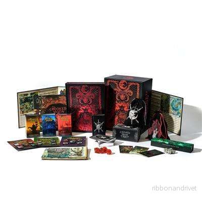 The Crooked Moon RPG: Deluxe Box 24 – engelska The Crooked Moon RPG: Deluxe Box 24 – engelska