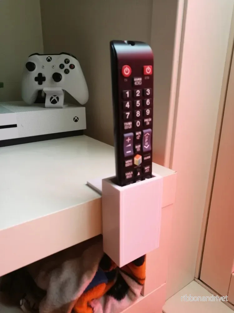 IKEA LACK Fjärrkontrollhållare för Samsung TV IKEA LACK Fjärrkontrollhållare för Samsung TV