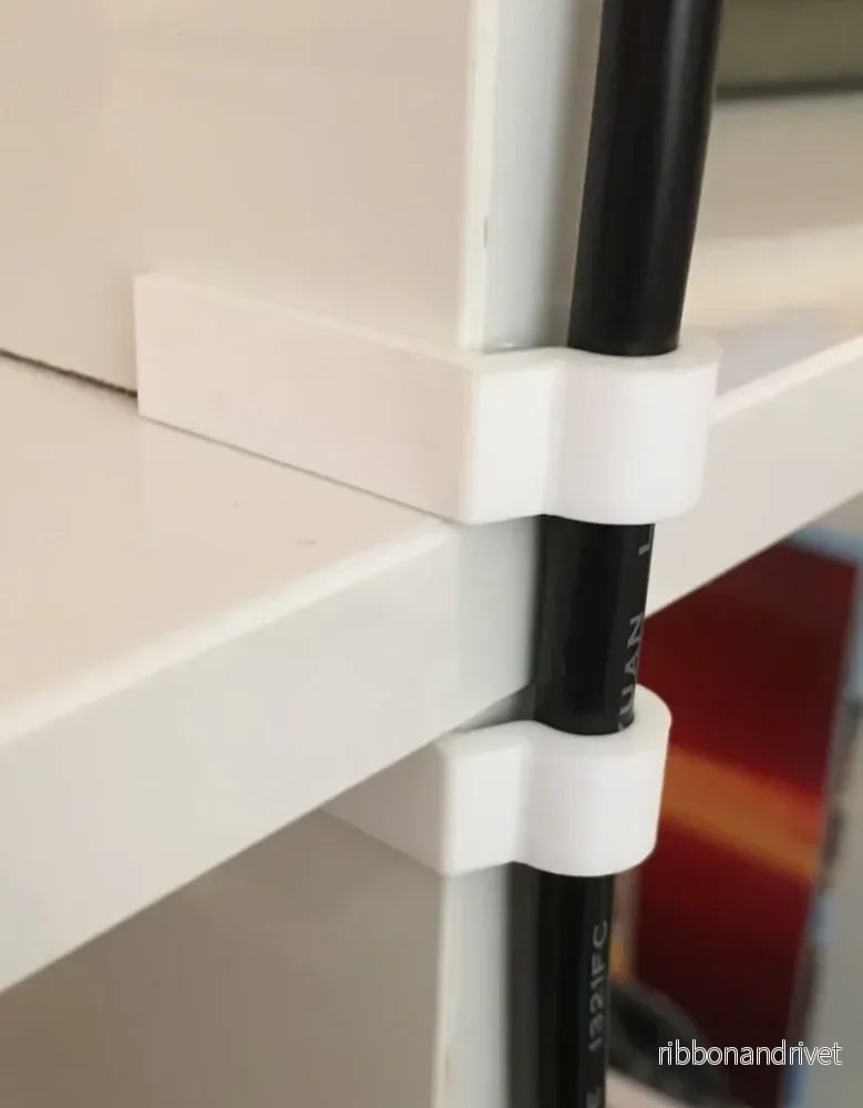 Kabelhållare till IKEA Kallax