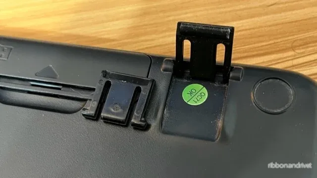 Ersättningsfötter för Logitech K360 tangentbord - Bild 2