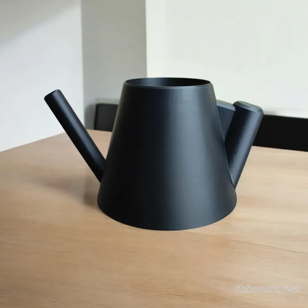 Modern vattenkanna i unik stubbdesign - Bild 3