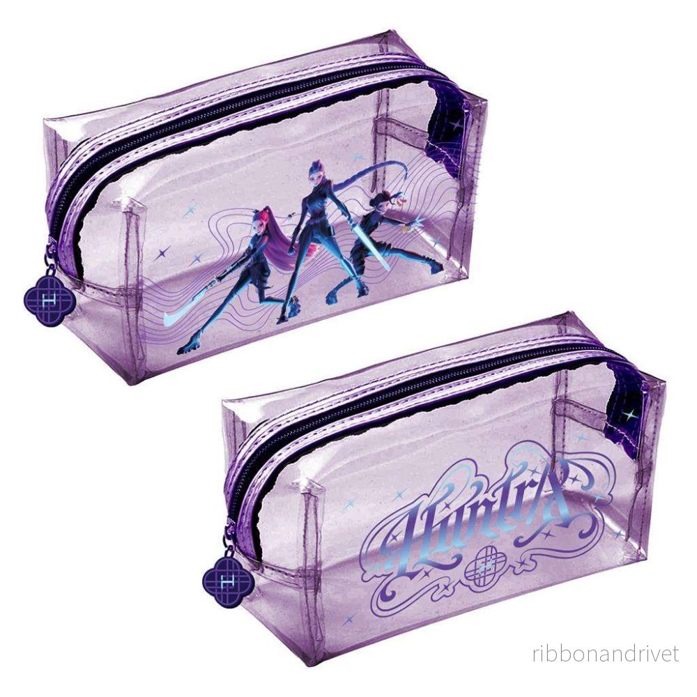 KPop Demon Hunters – Pennfodral – Huntr/x (transparent) KPop Demon Hunters – Pennfodral – Huntr/x (transparent)
